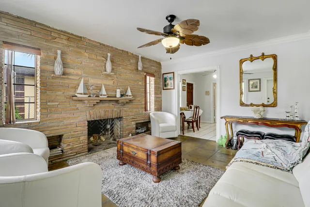 $345,000 | 162 West 24th Street, Riviera Beach, FL 33404