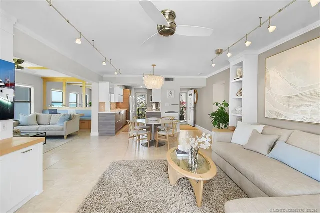 $747,000 | 1289 Northeast Ocean Boulevard, Unit 11, Stuart, FL 34996