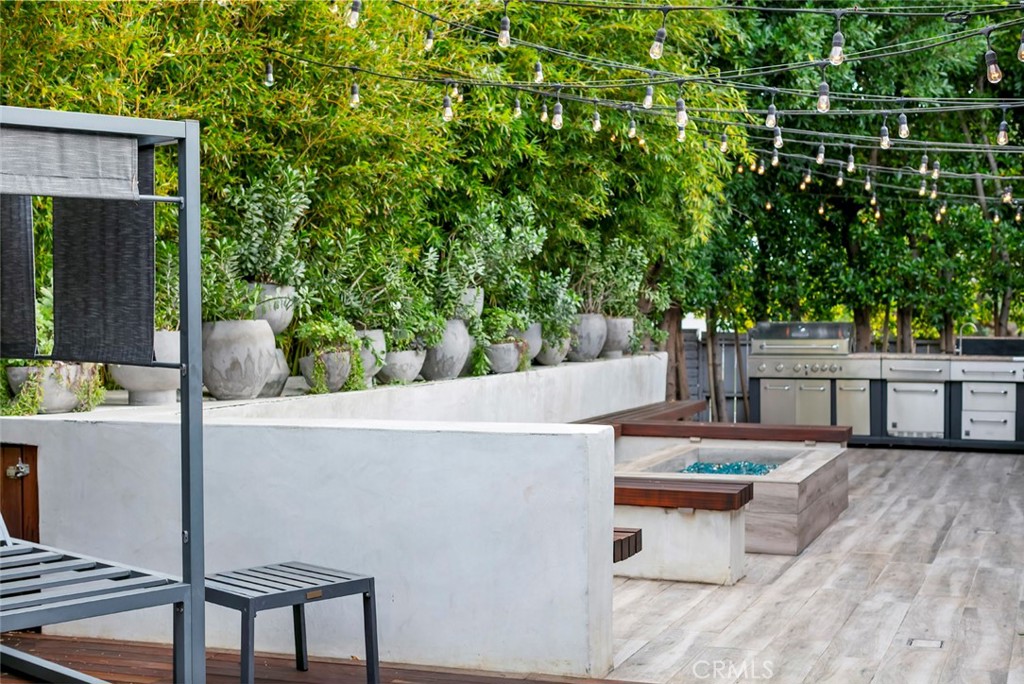 13692 Jenet Circle Santa Ana, CA 92705 - Photo 20 of 68 a view of a chairs and table in the patio