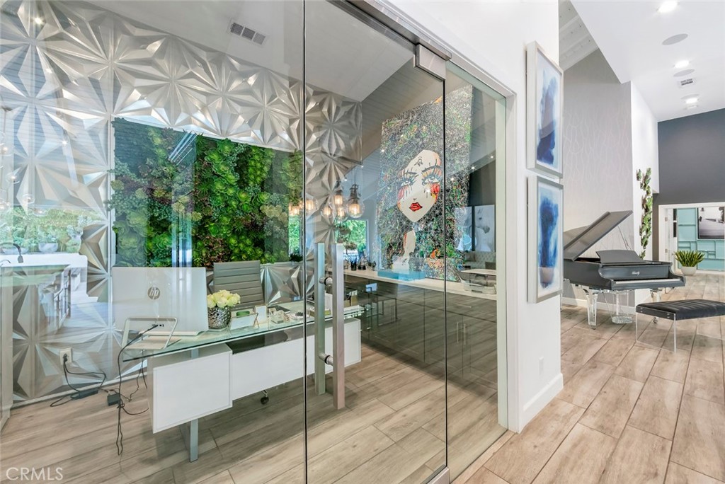 13692 Jenet Circle Santa Ana, CA 92705 - Photo 6 of 68