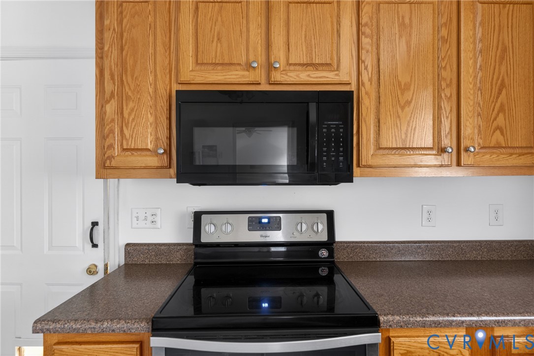 17200 Jolly Road Disputanta, VA 23842 - Photo 8 of 28