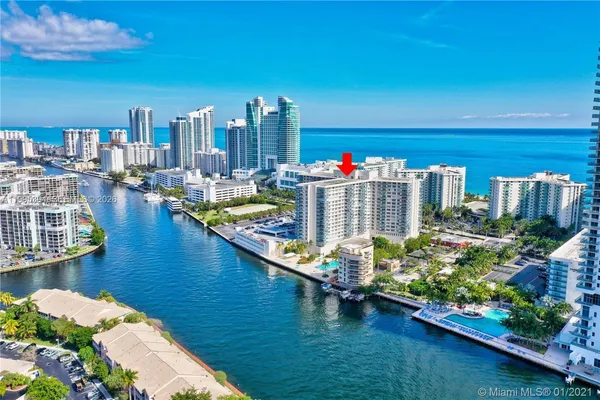 $2,400 | 3800 South Ocean Drive, Unit 902, Hollywood, FL 33019