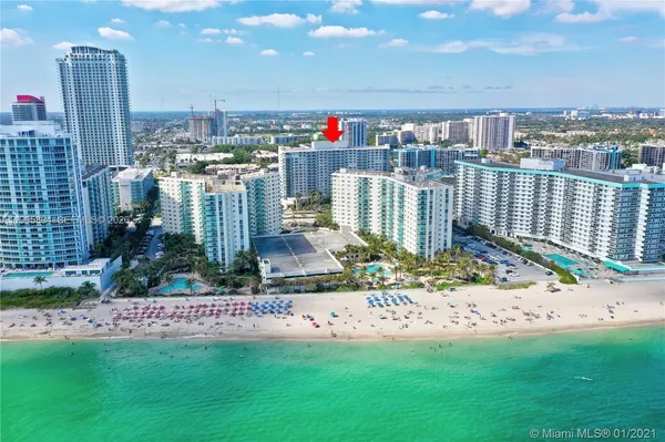 $2,400 | 3800 South Ocean Drive, Unit 902, Hollywood, FL 33019