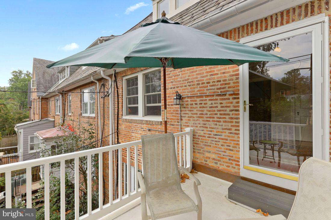 4227 Wickford Road Baltimore, MD 21210 - Photo 36 of 69 deck off second floor rear bedroom