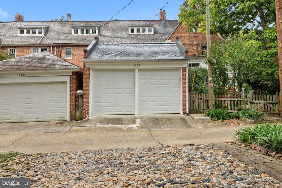 4227 Wickford Road Baltimore, MD 21210 - Photo 61 of 69 garage