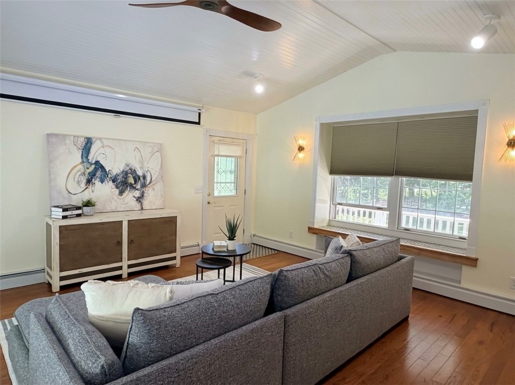 1785 Division Road East Greenwich, RI 02818 - Photo 8 of 33