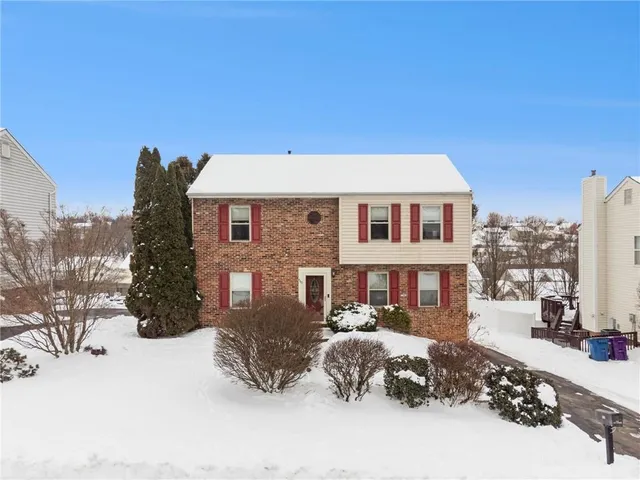 $399,900 | 440 Shelbourne Drive, Plum, PA 15239
