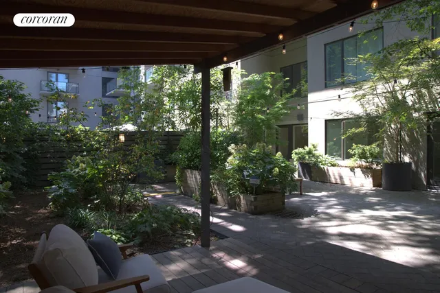 $975,000 | 15 East 19th Street, Unit BD | Prospect Park South