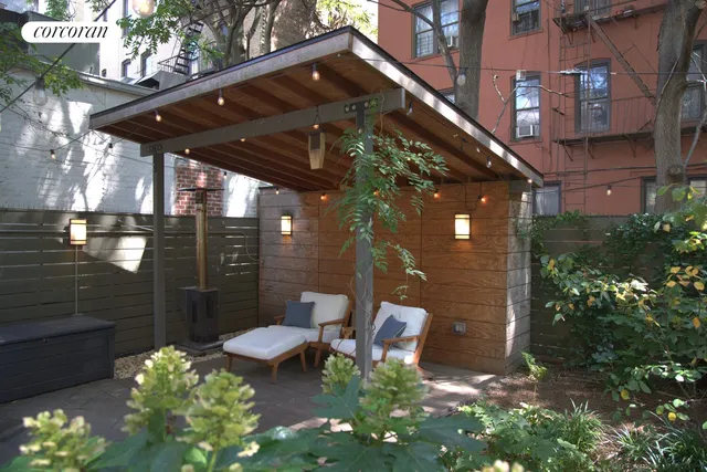 $975,000 | 15 East 19th Street, Unit BD | Prospect Park South