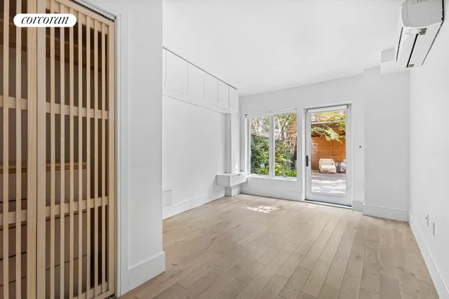 $975,000 | 15 East 19th Street, Unit BD | Prospect Park South