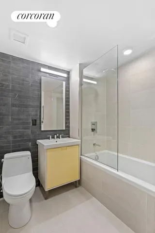 $975,000 | 15 East 19th Street, Unit BD | Prospect Park South