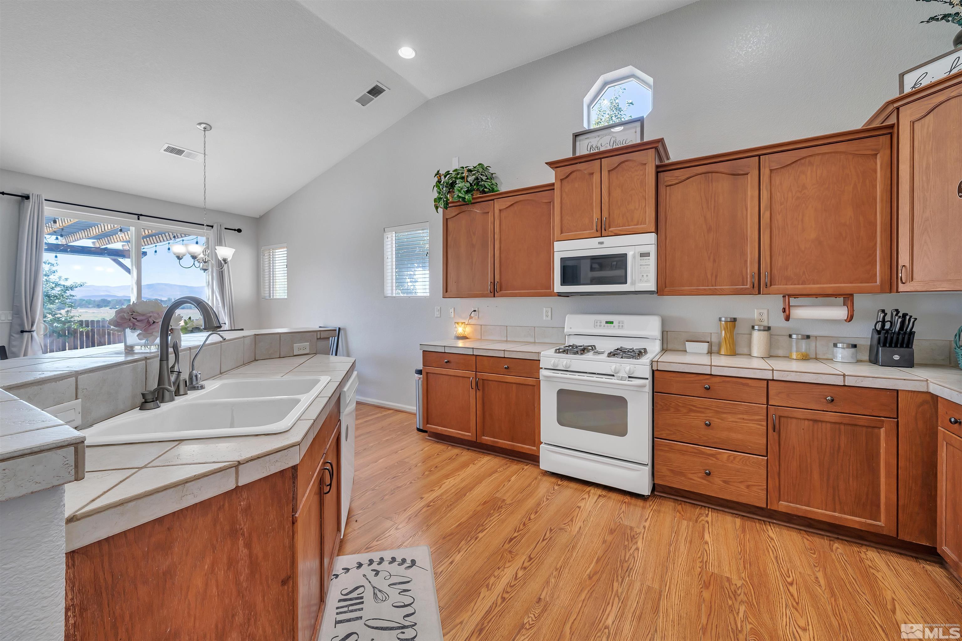 1324 Rouge River Road Fernley, NV 89408 - Photo 5 of 15 Photo 5