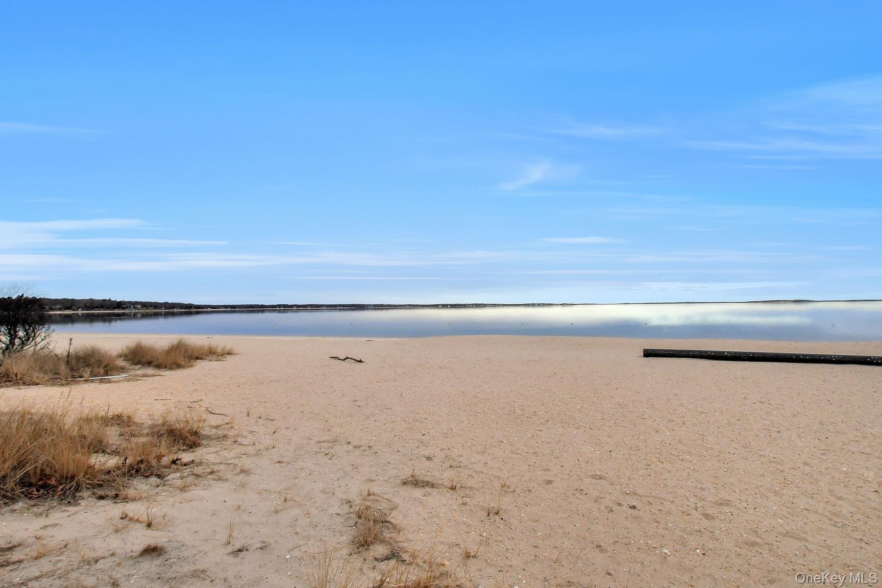 1600 Pine Tree Road Cutchogue, NY 11935 - Photo 25 of 27 a view of beach and ocean