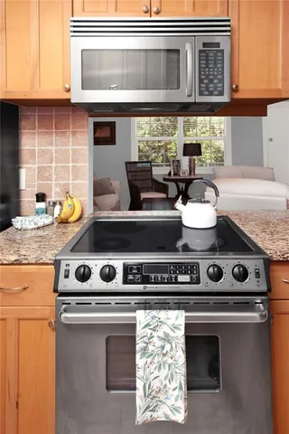 $199,000 | 2500 Lee Road, Unit 222, Winter Park, FL 32789