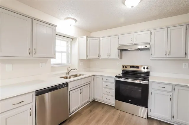 $2,345 | 11019 North Ditman Avenue, Kansas City, MO 64157