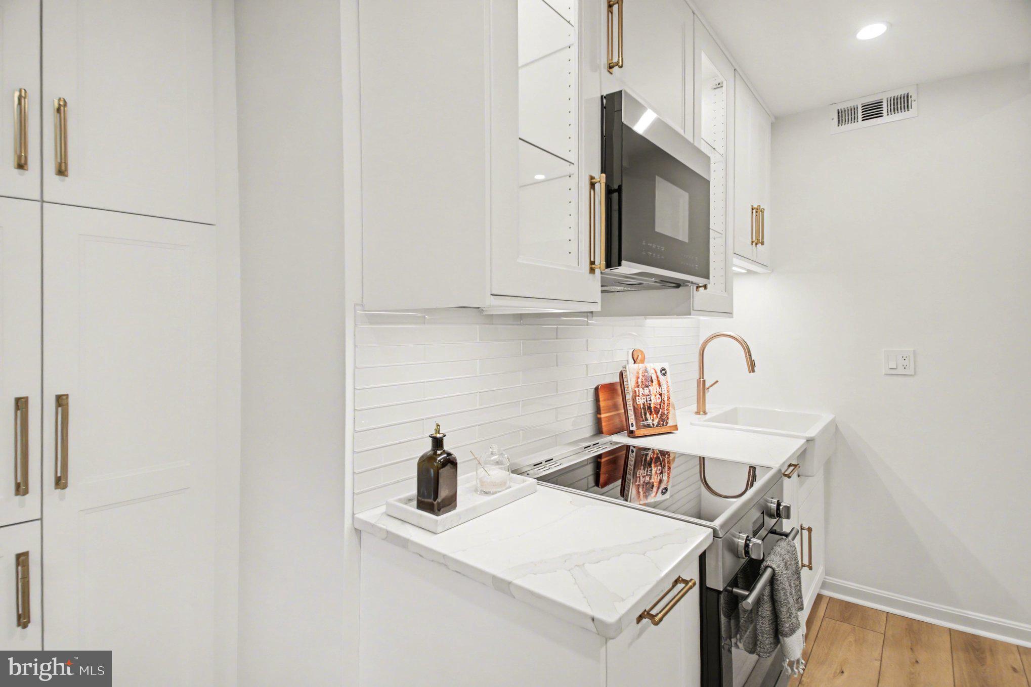 2007 Key Boulevard, Unit 589 Arlington, VA 22201 - Photo 13 of 24