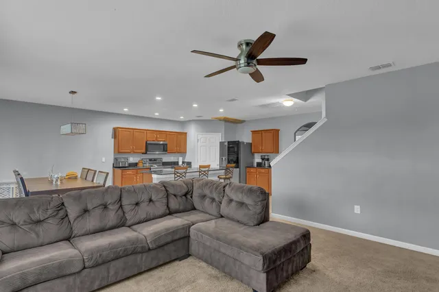 $490,000 | 1615 Lexington Square Southwest, Vero Beach, FL 32962