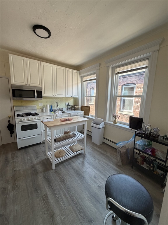 40 Grove Street, Unit 8 Boston, MA 02114 - Photo 6 of 18