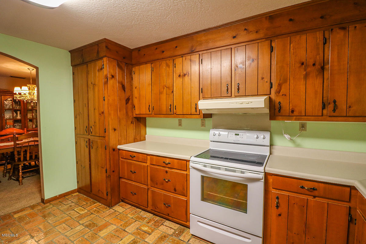 174 Bexley Road Lucedale, MS 39452 - Photo 16 of 59 16