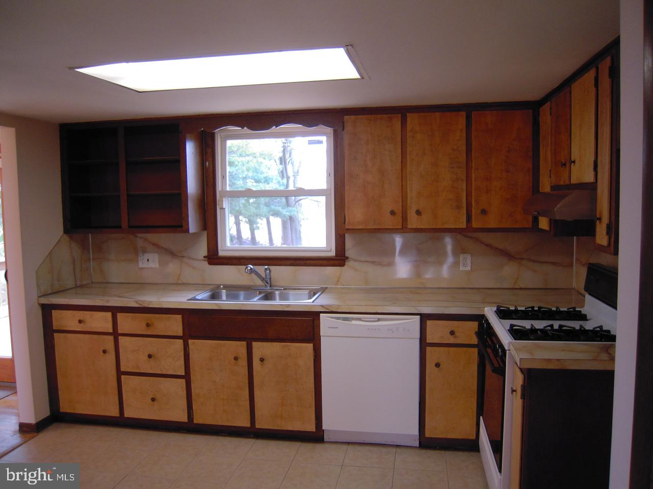 265 Rock Point Road Marietta, PA 17547 - Photo 4 of 13 Kitchen
