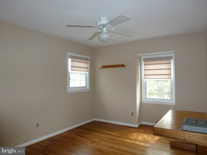 7717 Hayfield Road Alexandria, VA 22315 - Photo 22 of 24 Bedroom