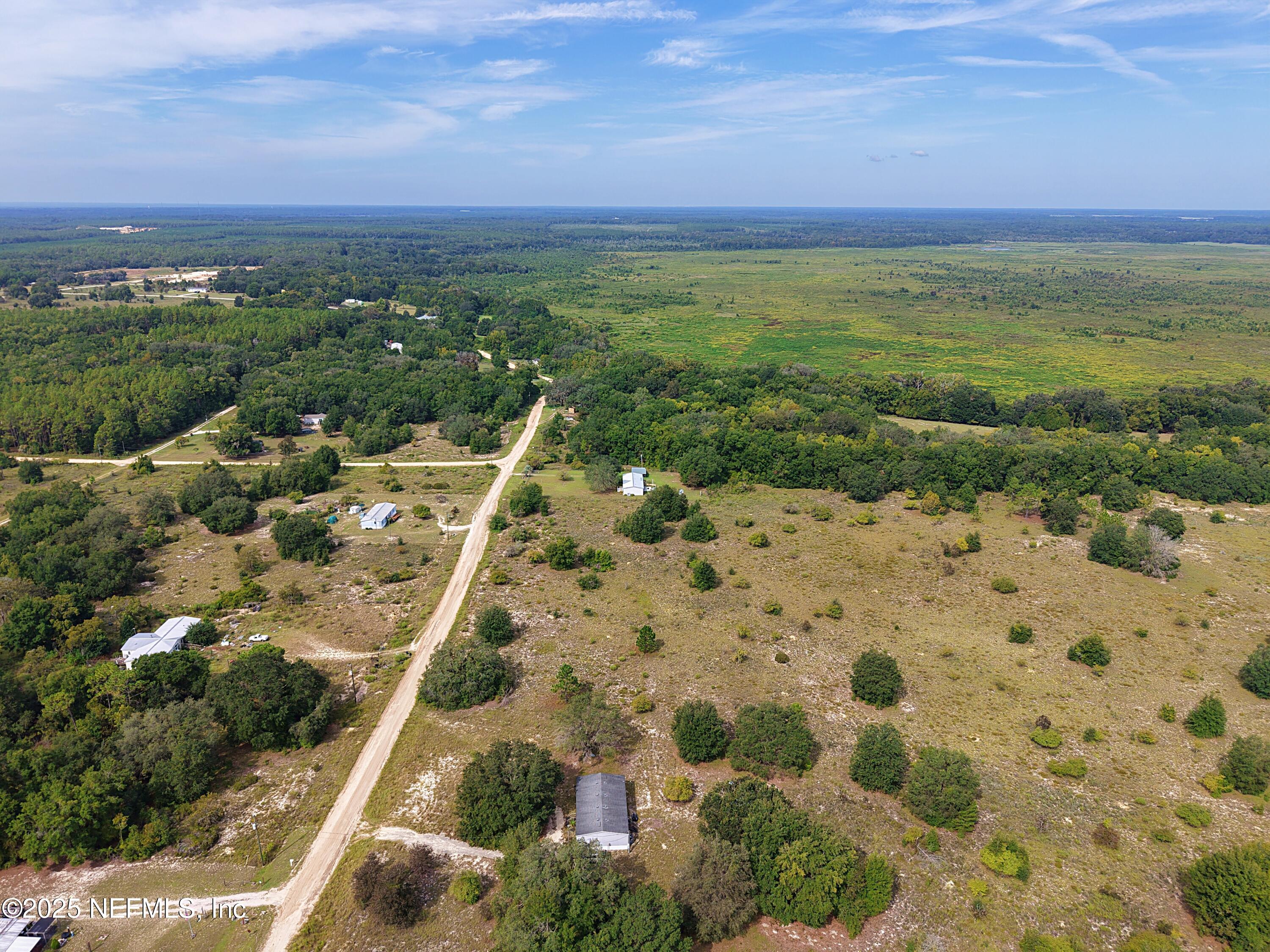 347 Chesser Monroe Road Hawthorne, FL 32640 - Photo 16 of 16 a view of a city