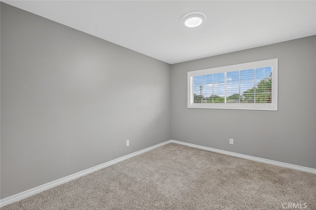 4060 Alto Street Oceanside, CA 92056 - Photo 32 of 56 an empty room with a window