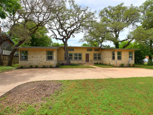 $2,700 | 11800 Tedford Street, Austin, TX 78753