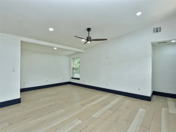 $2,700 | 11800 Tedford Street, Austin, TX 78753
