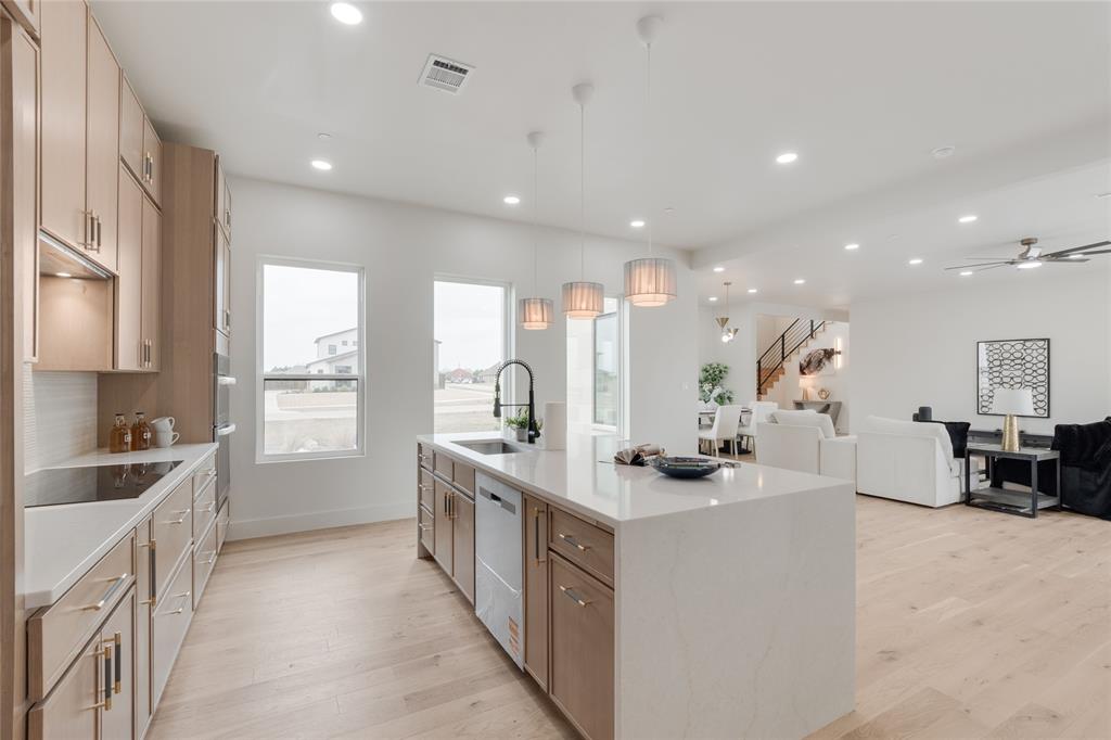 436 Whispering Way Red Oak, TX 75154 - Photo 14 of 37