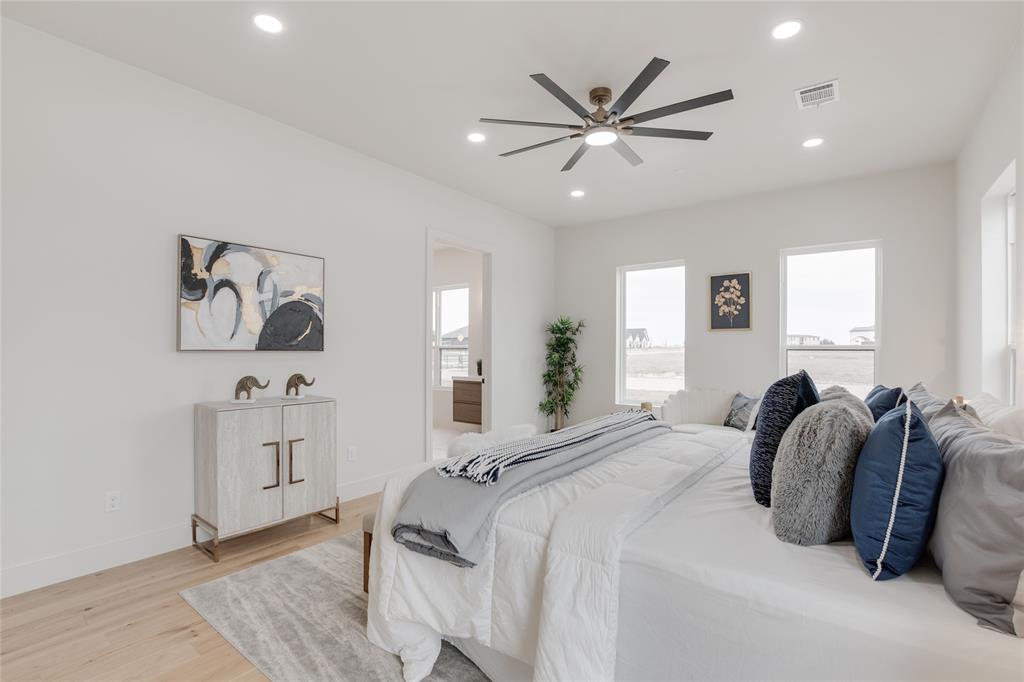 436 Whispering Way Red Oak, TX 75154 - Photo 16 of 37