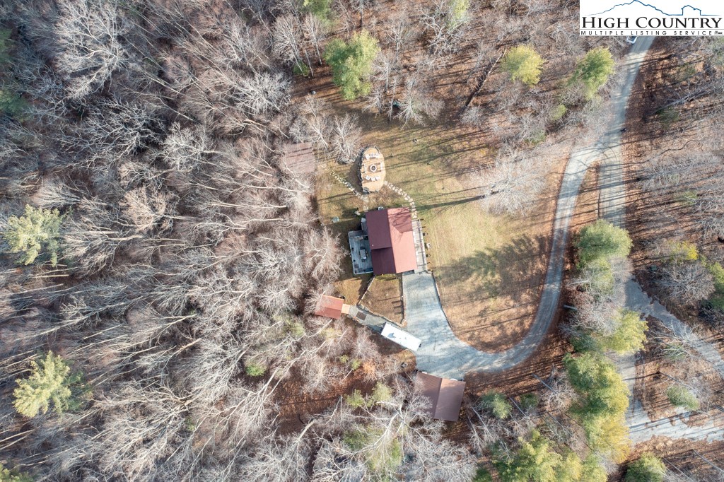 232 Bertie Circle Piney Creek, NC 28663 - Photo 4 of 50 a building