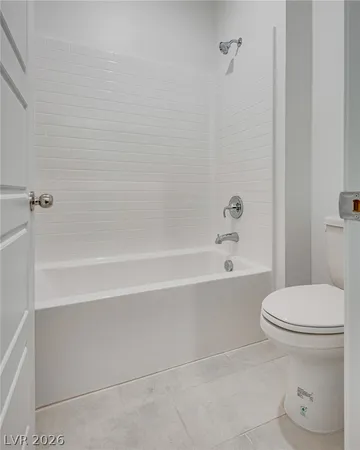 $2,400 | 2546 Venetia Pointe Street, Henderson, NV 89044