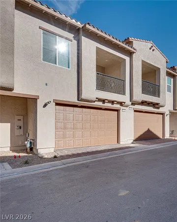 $2,400 | 2546 Venetia Pointe Street, Henderson, NV 89044