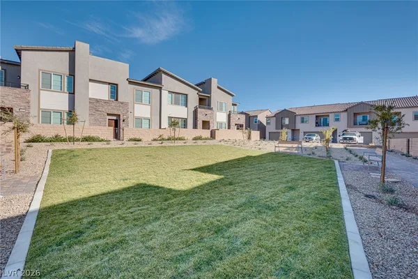 $2,400 | 2546 Venetia Pointe Street, Henderson, NV 89044