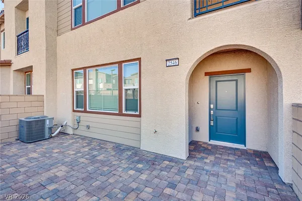 $2,400 | 2546 Venetia Pointe Street, Henderson, NV 89044