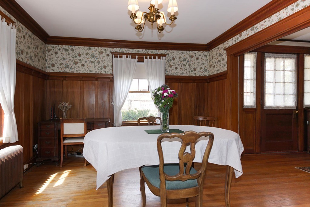 14 Brewster Road Newton, MA 02461 - Photo 8 of 26 Gallery Image 8