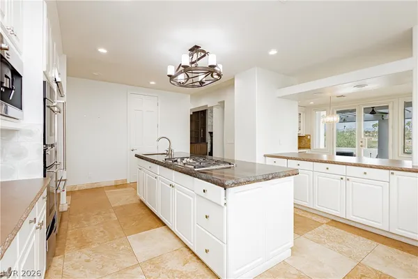 $2,250,000 | 2057 Troon Drive, Henderson, NV 89074