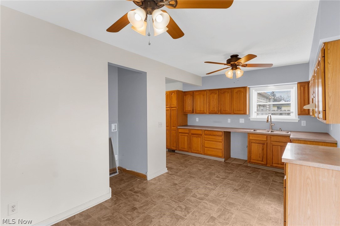3267 Bell Wick Road Hubbard, OH 44425 - Photo 8 of 29