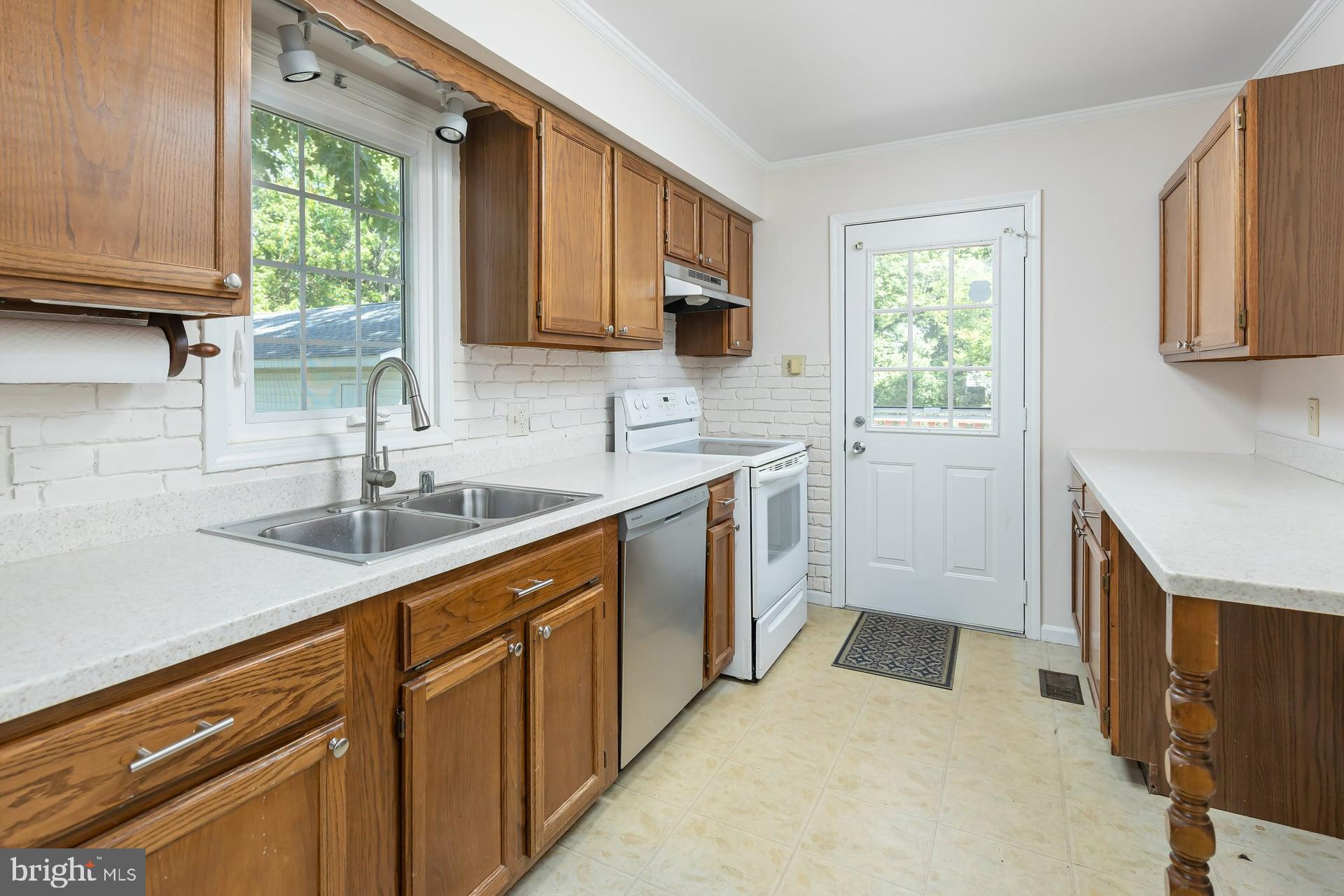 118 Garwin Road Swedesboro, NJ 08085 - Photo 8 of 22