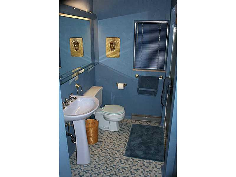 8632 Cholla Road Indianapolis, IN 46240 - Photo 15 of 24 Gallery Image 15