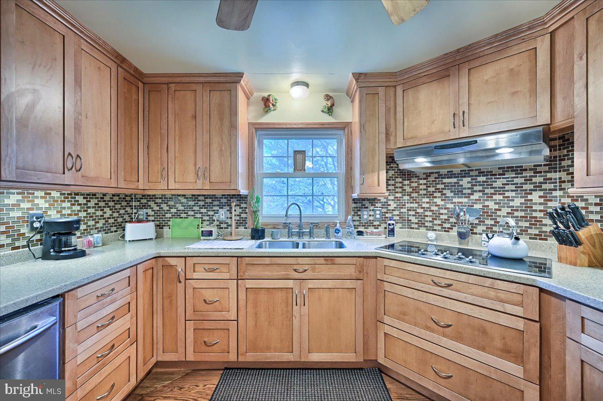 1831 Church Road Hummelstown, PA 17036 - Photo 6 of 42 Gallery Image 6