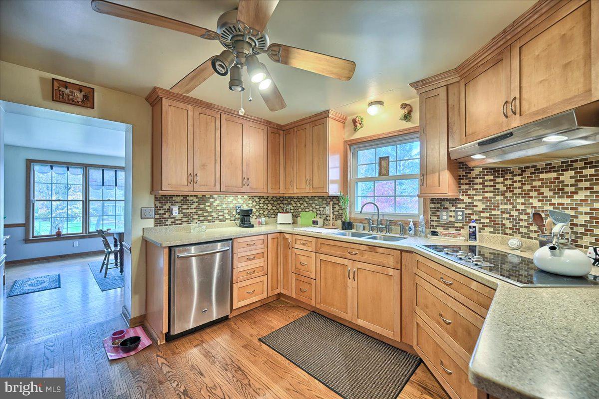 1831 Church Road Hummelstown, PA 17036 - Photo 8 of 42 Gallery Image 8