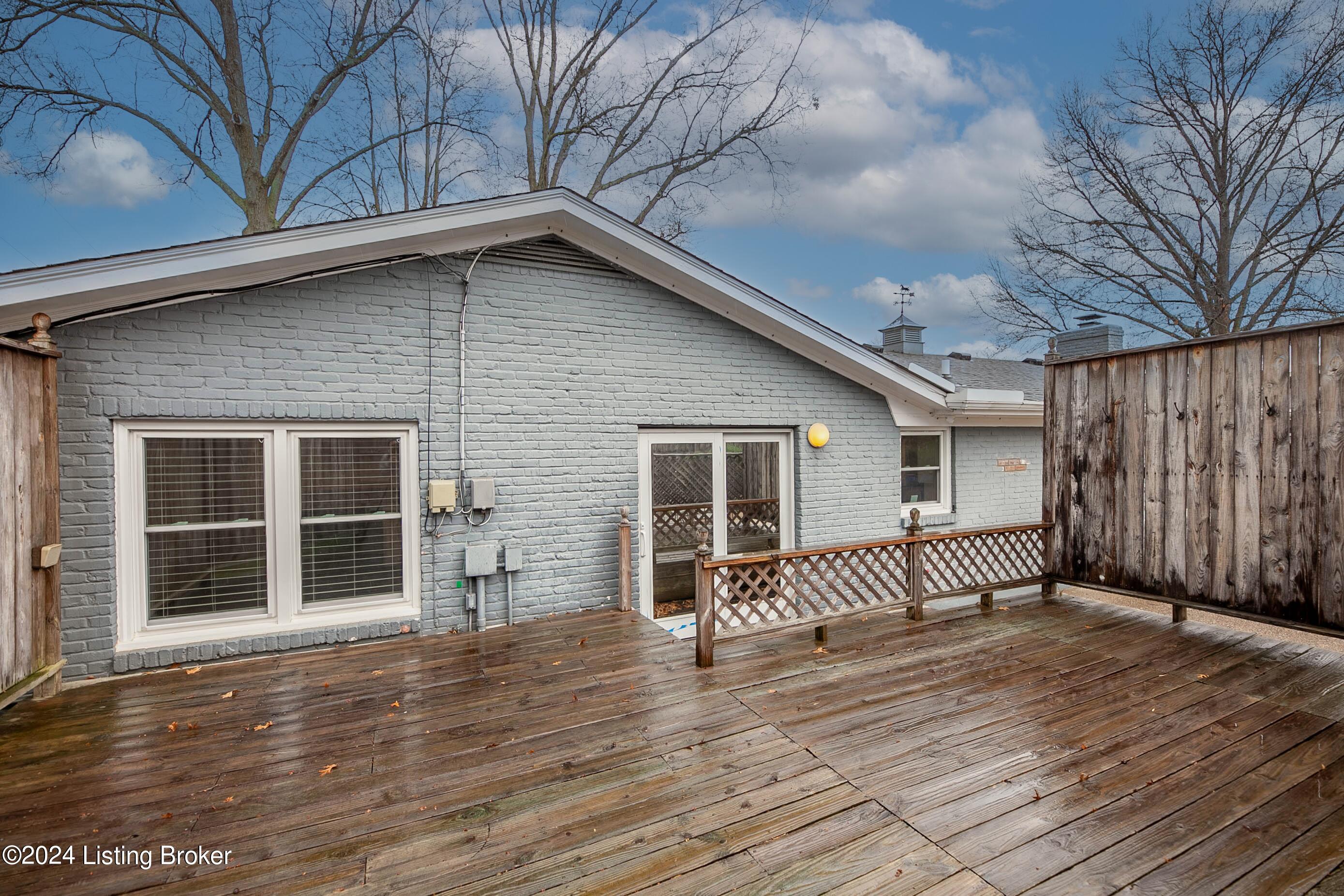 113 Blue Ridge Road Louisville, KY 40223 - Photo 34 of 43 back deck 1