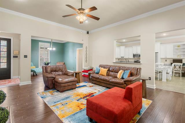 1409 Dominic Drive Covington, LA 70435 - Photo 3 of 23