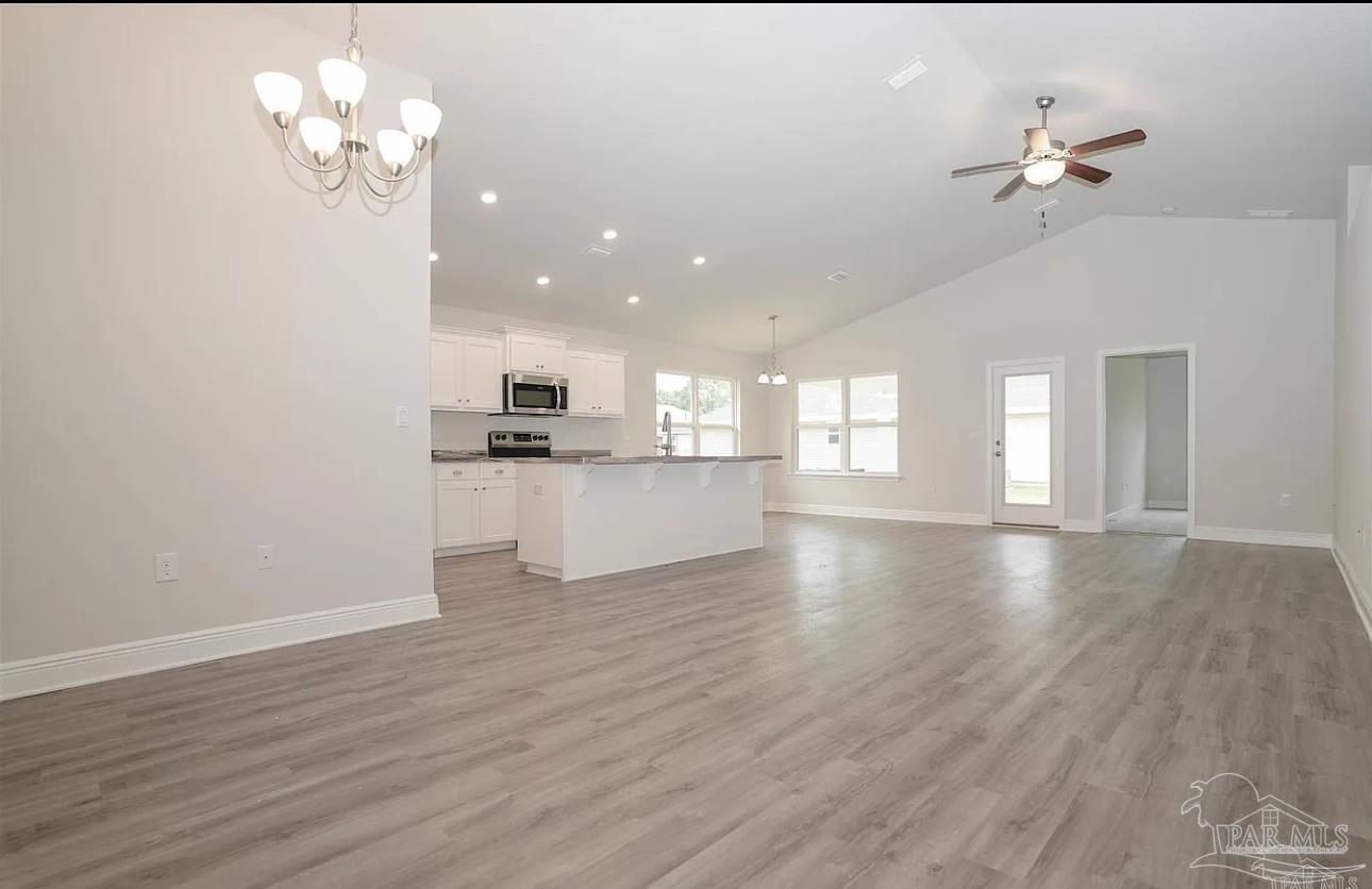 5282 Hidden Pnes Circle Milton, FL 32583 - Photo 4 of 6