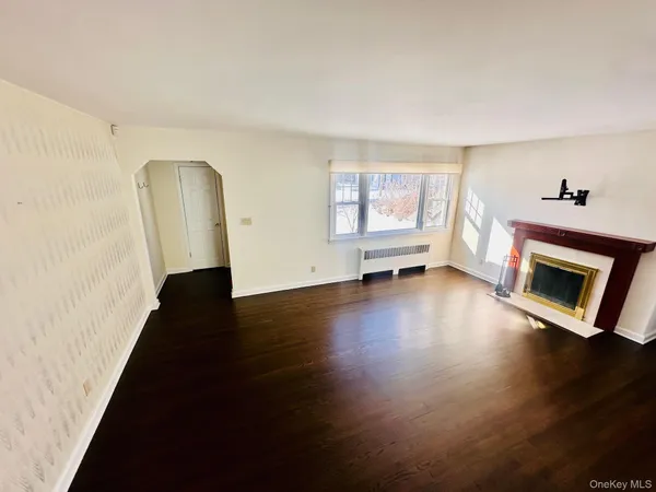 $6,000 | 11 West Glen Avenue, Port Chester, NY 10573