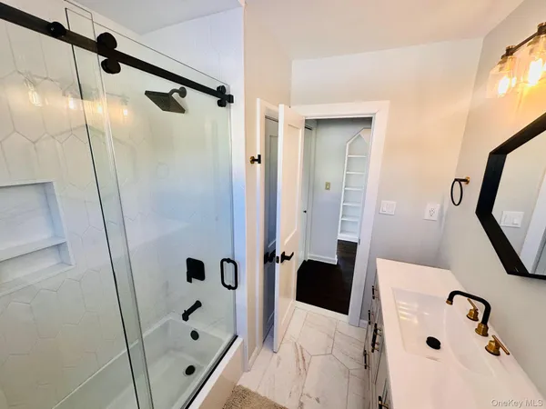 $6,000 | 11 West Glen Avenue, Port Chester, NY 10573