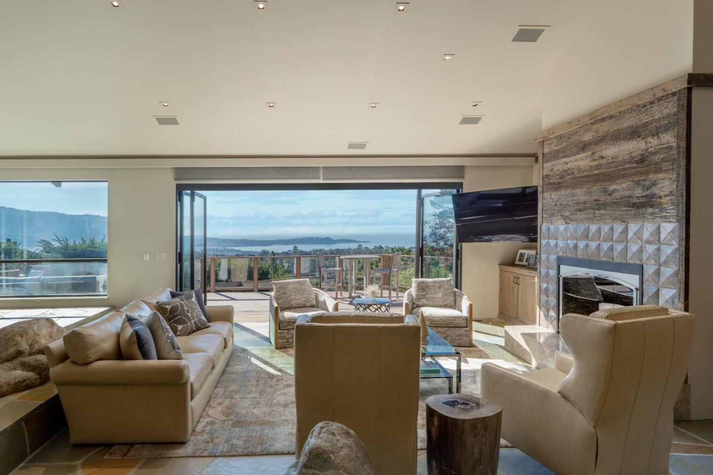 24760 Summit Field Road Carmel, CA 93923 - Photo 8 of 26 Gallery Image 8