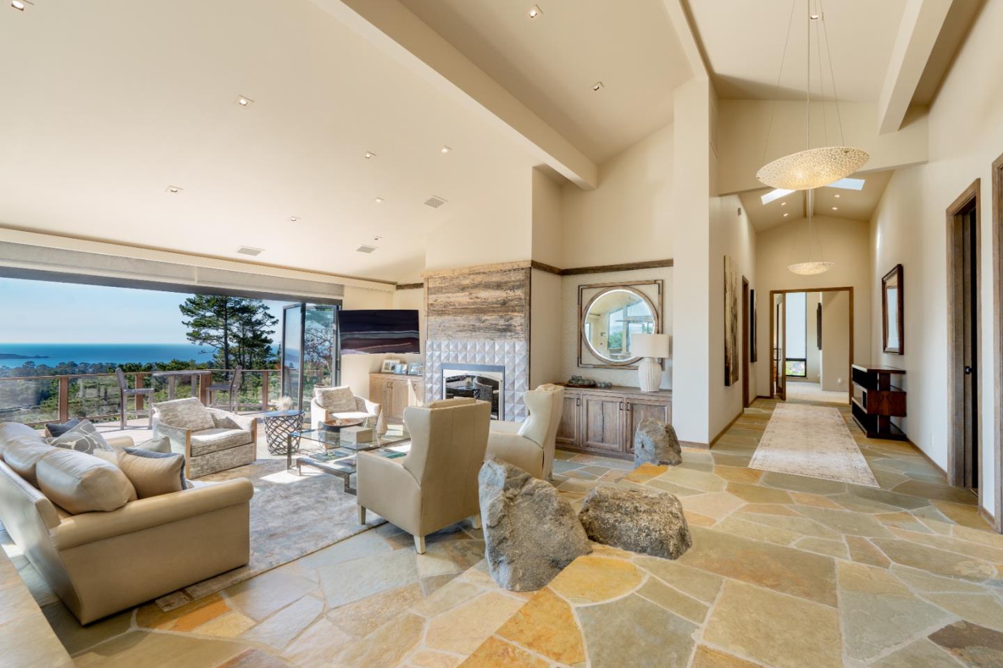 24760 Summit Field Road Carmel, CA 93923 - Photo 10 of 26 Gallery Image 10